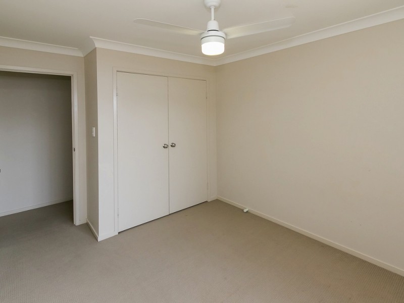 4 Teresa St, Nikenbah QLD 4655