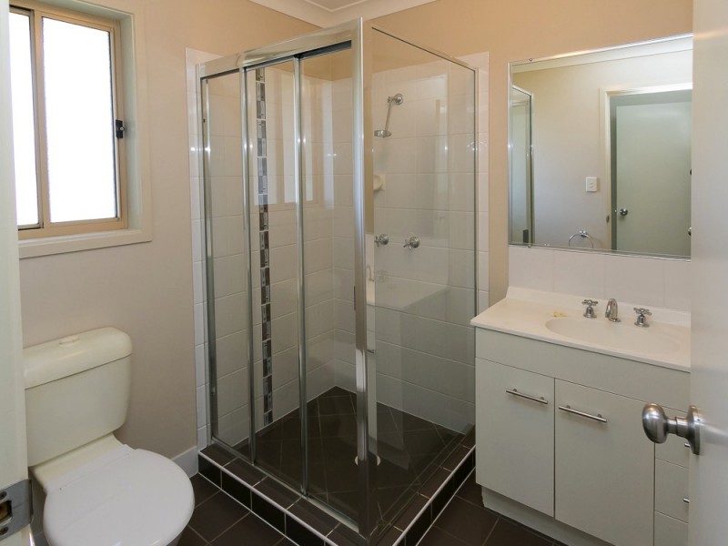4 Teresa St, Nikenbah QLD 4655