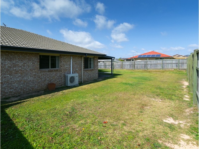 4 Teresa St, Nikenbah QLD 4655
