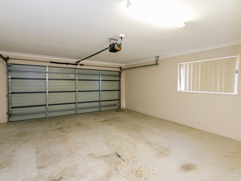 4 Teresa St, Nikenbah QLD 4655