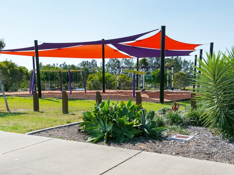4 Teresa St, Nikenbah QLD 4655