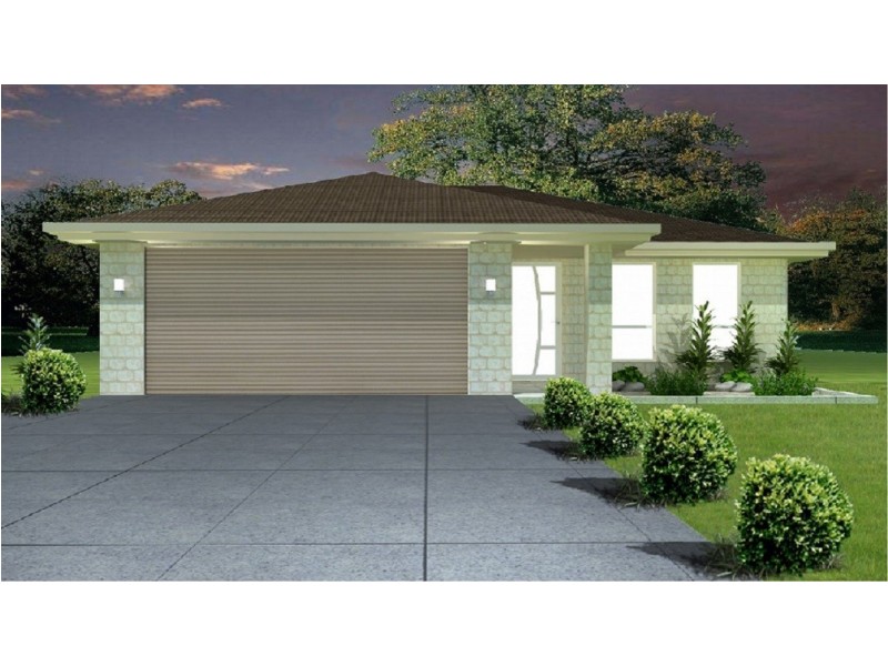 24 Ronaldo Way, Urangan QLD 4655