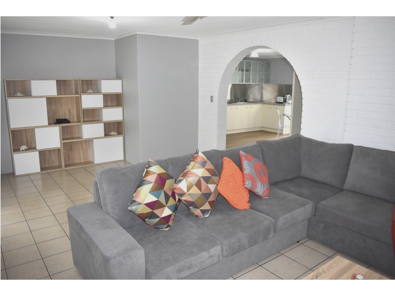 2/54 Freshwater St, Scarness QLD 4655