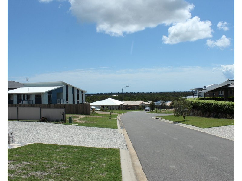 31 Teresa St, Nikenbah QLD 4655