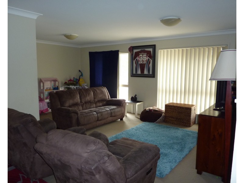 14 Magellan Circuit, Urraween QLD 4655