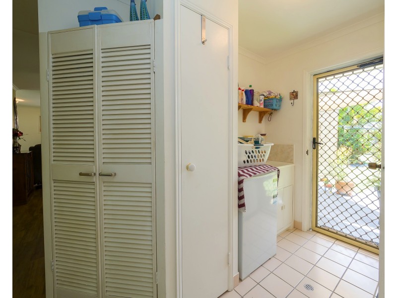 65 North St, Point Vernon QLD 4655