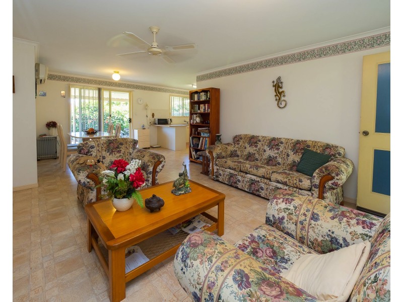 67 North St, Point Vernon QLD 4655
