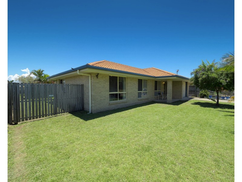 67 North St, Point Vernon QLD 4655