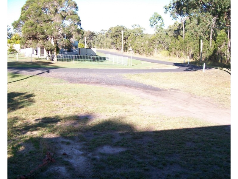 25 Isis Street, Buxton QLD 4660