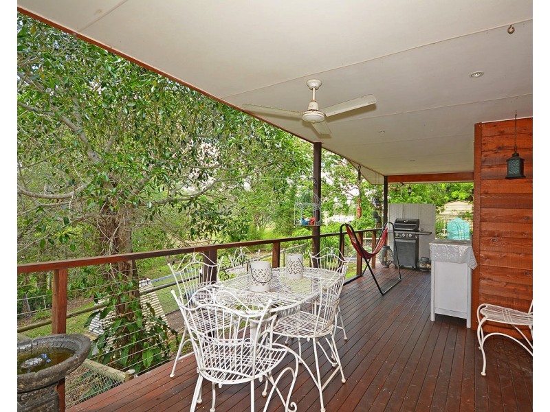 1/94 River Rd, Howard QLD 4659