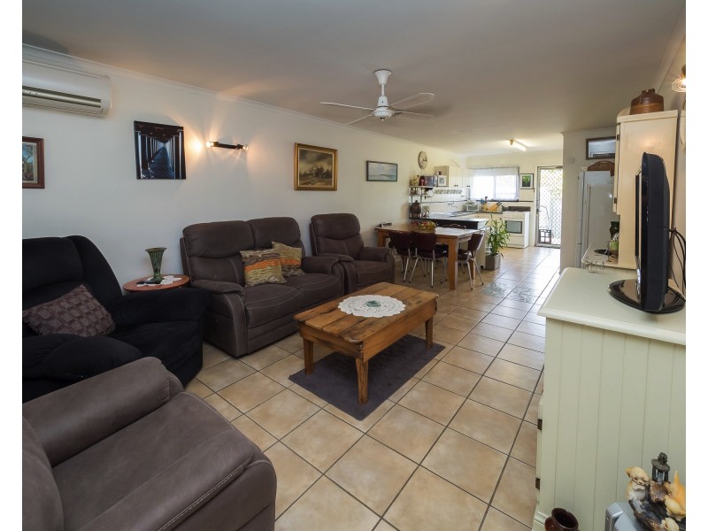 34/B Banksia St, Point Vernon QLD 4655