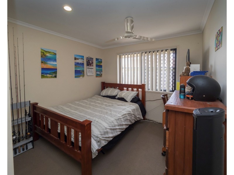 10 Bounty Cct, Eli Waters QLD 4655