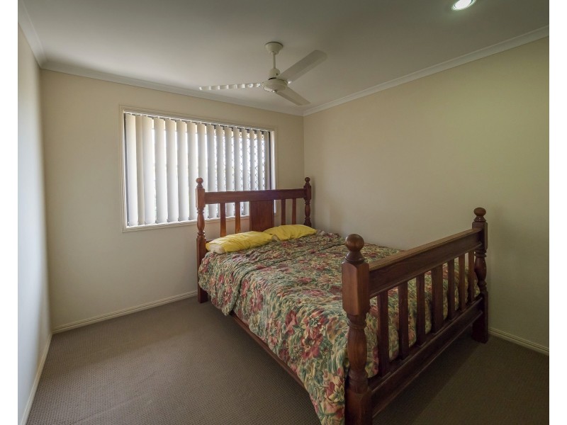 10 Bounty Cct, Eli Waters QLD 4655