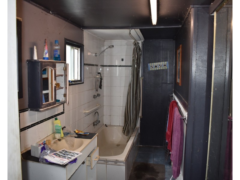 14 Pacific Haven Dr, Howard QLD 4659