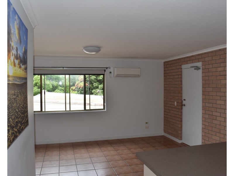 7/479 Charlton Esplanade, Torquay QLD 4655
