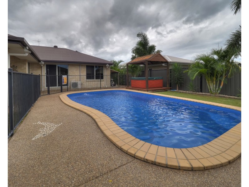 53 Sirenia Dr, Burrum Heads QLD 4659