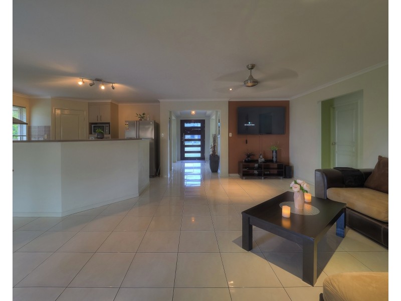 53 Sirenia Dr, Burrum Heads QLD 4659
