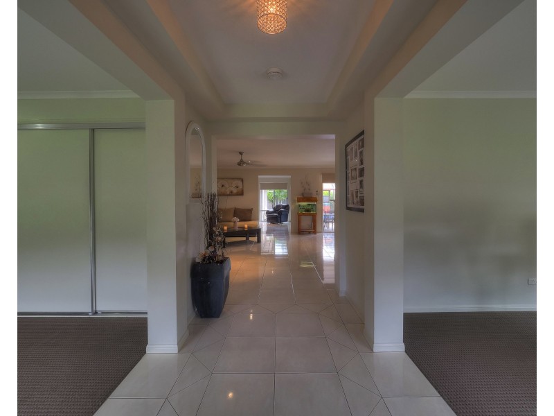 53 Sirenia Dr, Burrum Heads QLD 4659