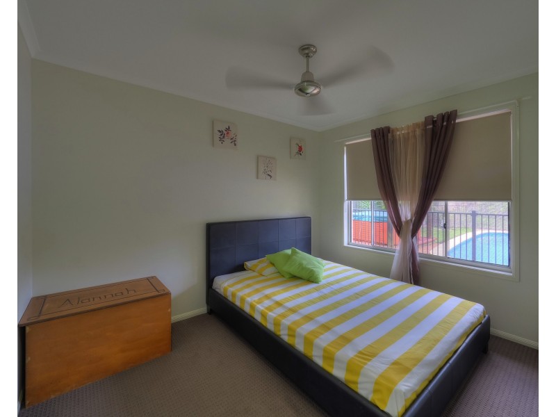 53 Sirenia Dr, Burrum Heads QLD 4659