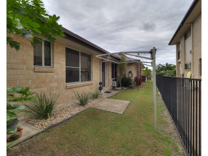 53 Sirenia Dr, Burrum Heads QLD 4659