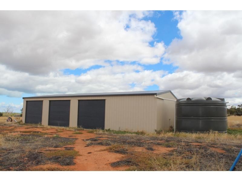 92 Scenic Drive, Napperby SA 5540