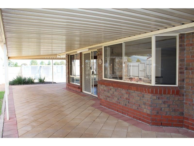 12 Eyre Rd Extension, Crystal Brook SA 5523