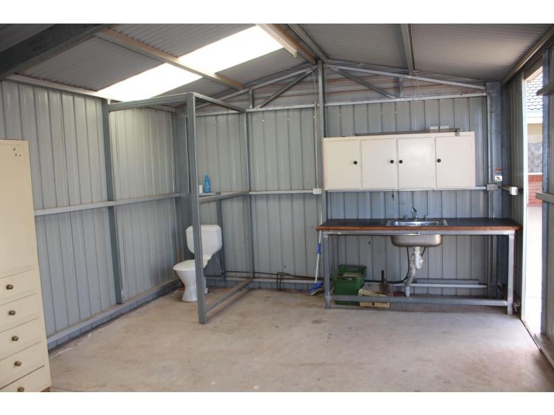 12 Eyre Rd Extension, Crystal Brook SA 5523