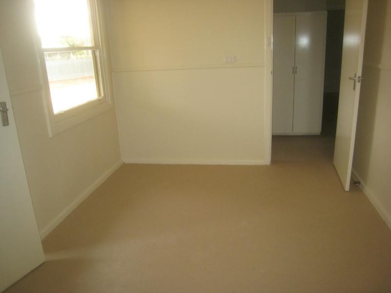 2 Swan Street, Port Pirie SA 5540