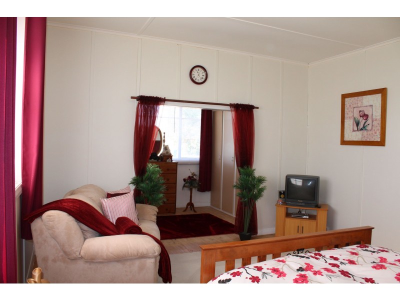 42 Ash Crescent, Gladstone SA 5473