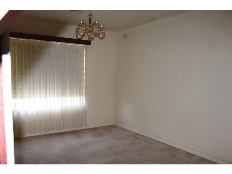 16 Esmond Road, Port Pirie SA 5540