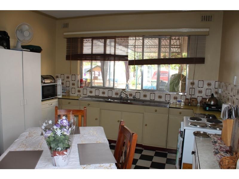 65 Balmoral Road, Port Pirie SA 5540