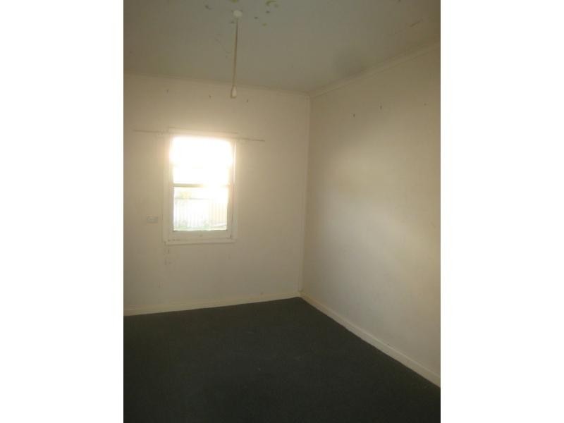 13 Eyre Road, Crystal Brook SA 5523