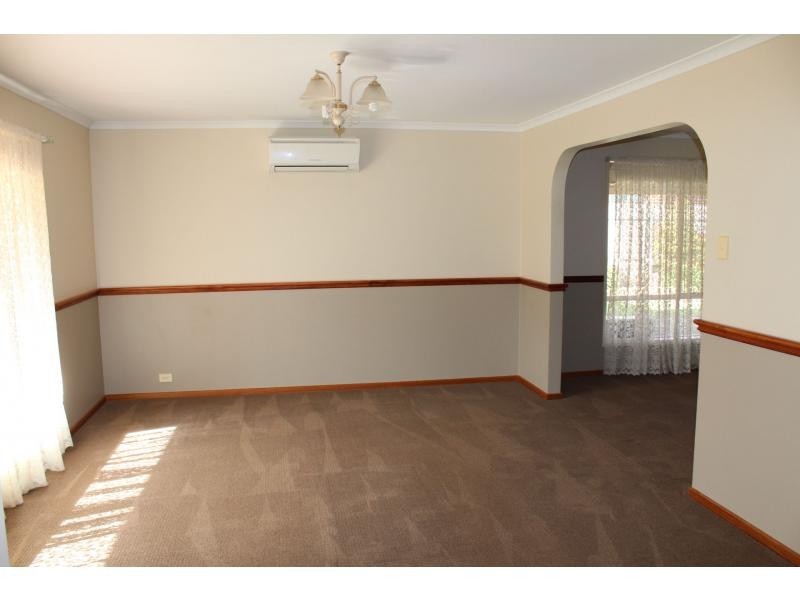 12 Eyre Road, Crystal Brook SA 5523