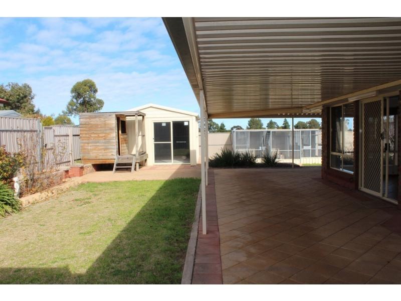 12 Eyre Road, Crystal Brook SA 5523