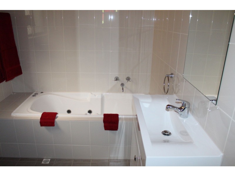 63 Herbert Street, Laura SA 5480