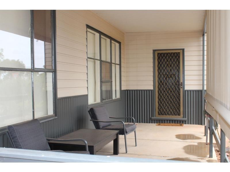 1 Fifth Street, Napperby SA 5540