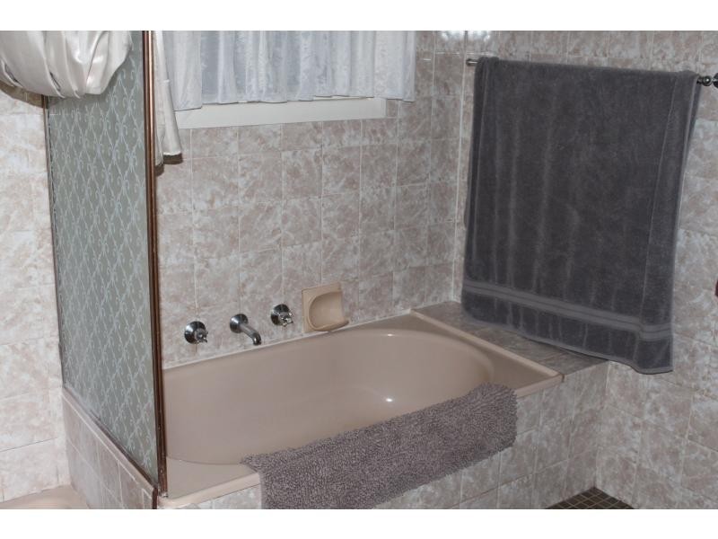 1 Fifth Street, Napperby SA 5540