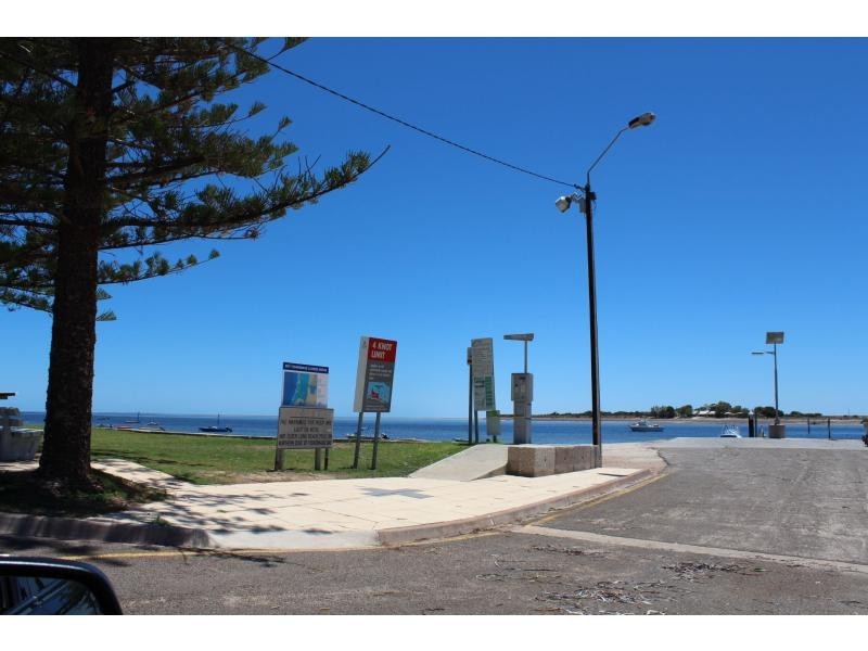 47 Dolphin Road, Fisherman Bay SA 5522