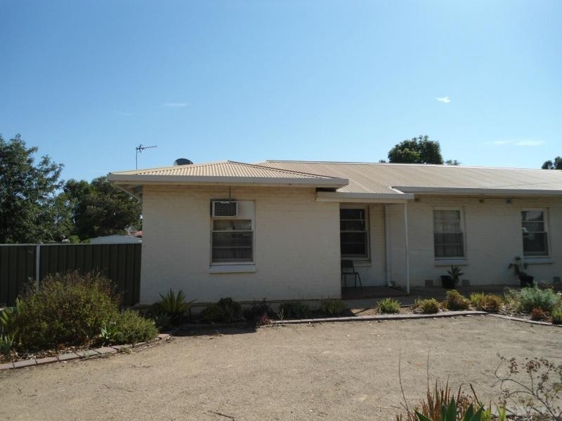 8 Giles Street, Crystal Brook SA 5523