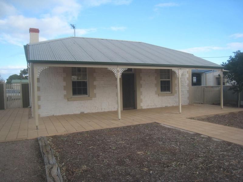 9 Stanley Street, Crystal Brook SA 5523