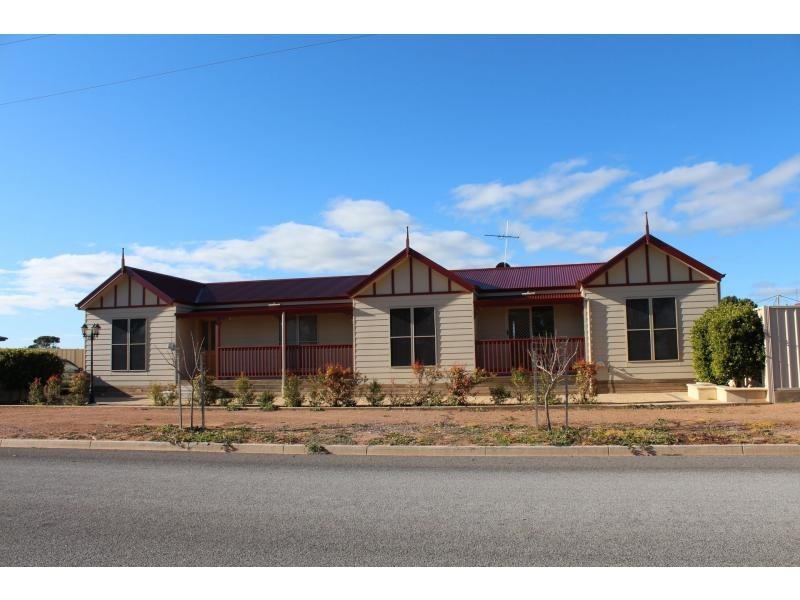 6 Greig Road, Crystal Brook SA 5523