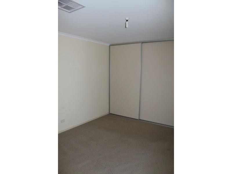 6 Greig Road, Crystal Brook SA 5523