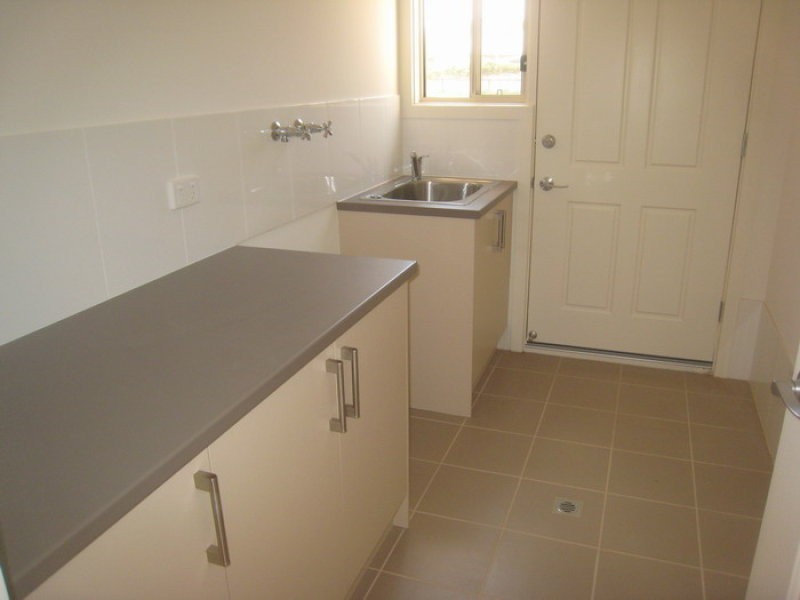 11 Railway Terrace, Crystal Brook SA 5523