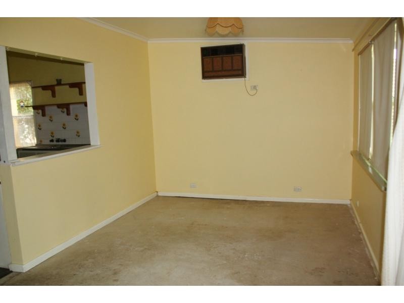 8 Sixth Street, Gladstone SA 5473