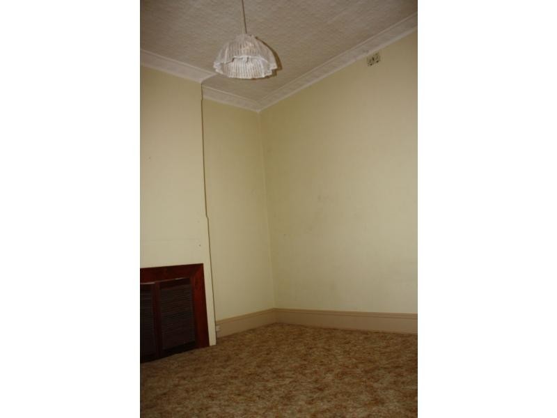 8 Sixth Street, Gladstone SA 5473