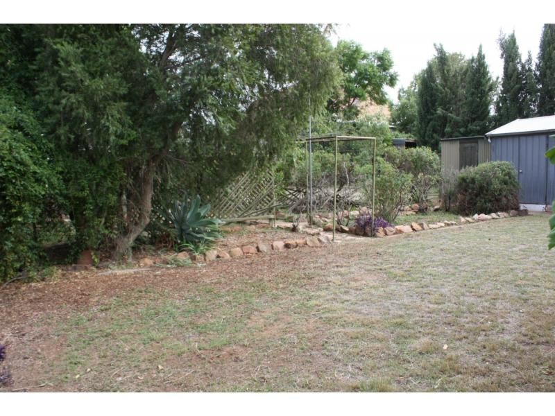 8 Sixth Street, Gladstone SA 5473