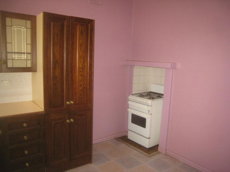 10 Giles Street, Crystal Brook SA 5523