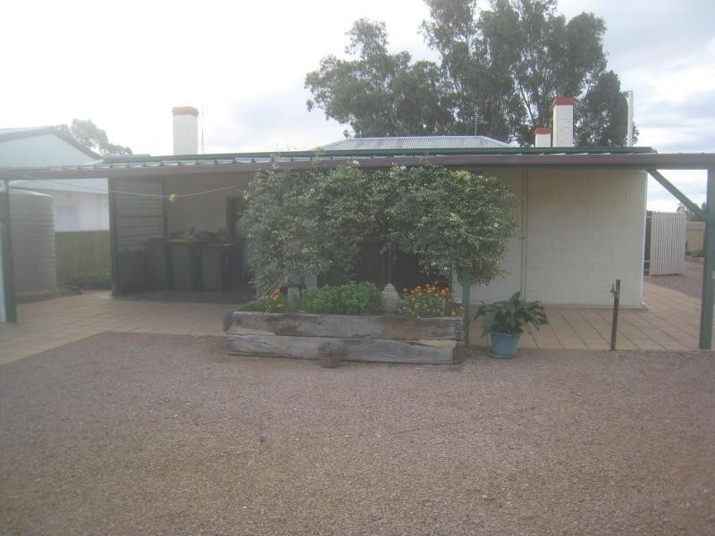 9 Stanley Street, Crystal Brook SA 5523