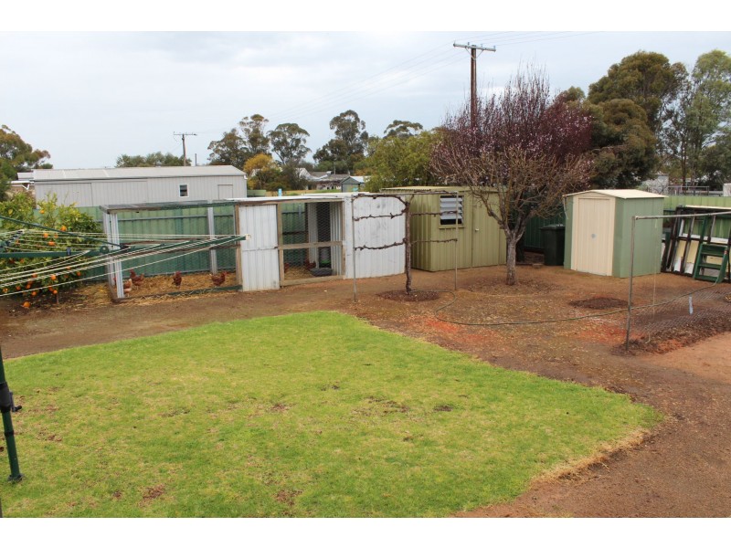 56 West Terrace, Laura SA 5480