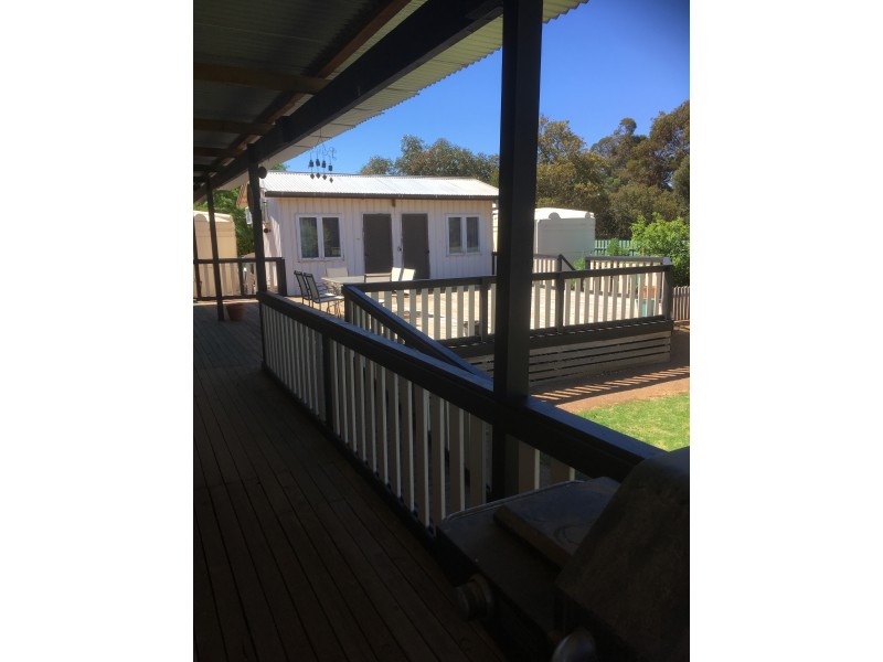 56 West Terrace, Laura SA 5480